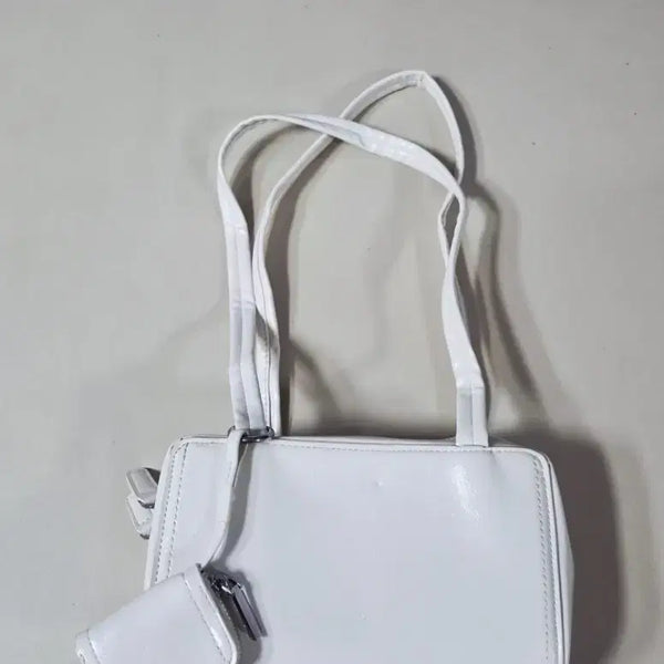 [BUNJANG] White Shoulder Bag and Mini Wallet Set / 흰색 숄더백+미니 지갑(b급 상품)(구매시 랜덤인형 증정)