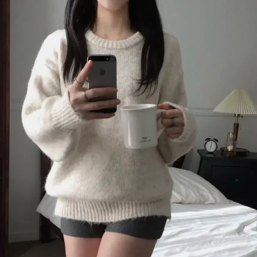 [BUNJANG] Cream Knit Sweater / !유사제품! 에이블리 크림 니트 스웨터