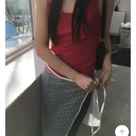 [BUNJANG] MOEVER Ribbed Halterneck Sleeveless Top Red / 모에버 골지 홀터넥 민소매 나시 레드