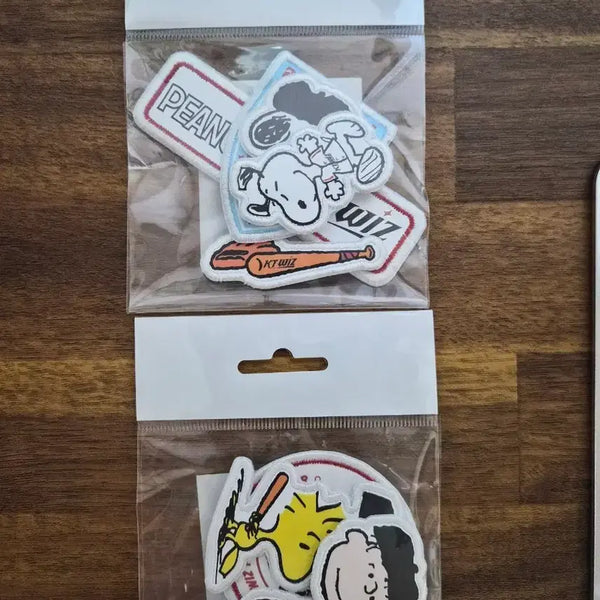 [BUNJANG] KT Wiz x Peanuts Collaboration Patch Set (2 Types) / [일괄] kt위즈 피너츠 콜라보 패치 2종 세트