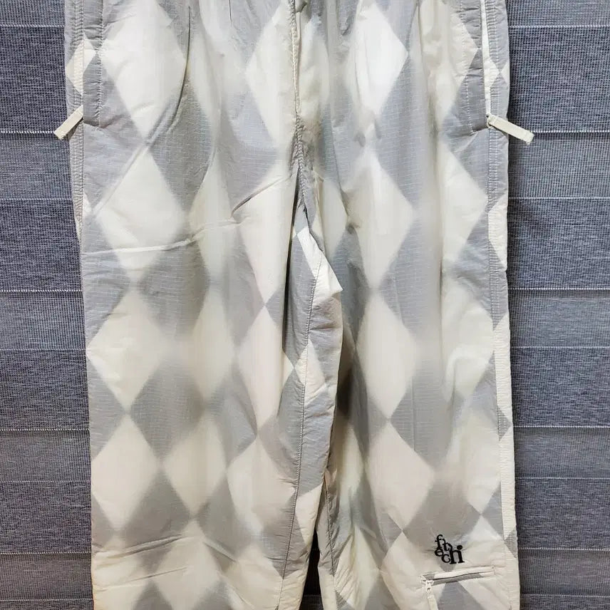 [BUNJANG] Fetch Sunday Ripstop Track Pants (Checker Inner, M) / fetch(페치선데이) 나일론 팬츠 (체커, m)