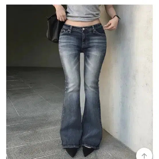 [BUNJANG] HINIQUE Wales Volume Up Hip Pad Bootcut Long Pants / 히니크 자체제작 웨일즈 볼륨업 골반패드 부츠컷 롱 팬츠 청바지