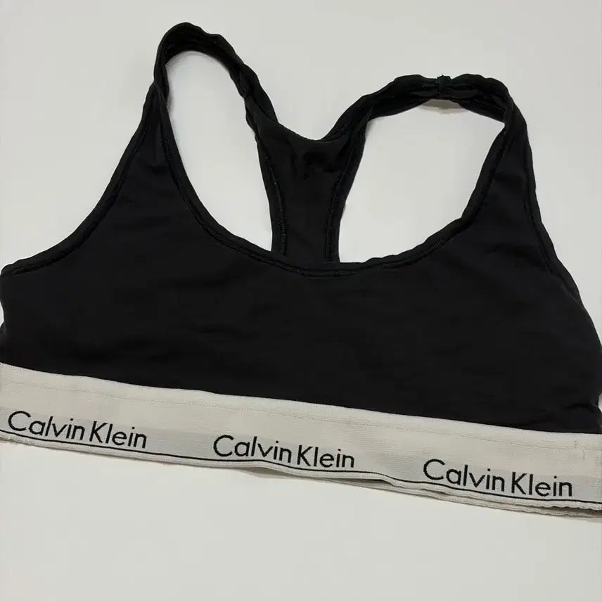 [BUNJANG] Calvin Klein Sports Bra Black / 캘빈클라인 스포츠브라