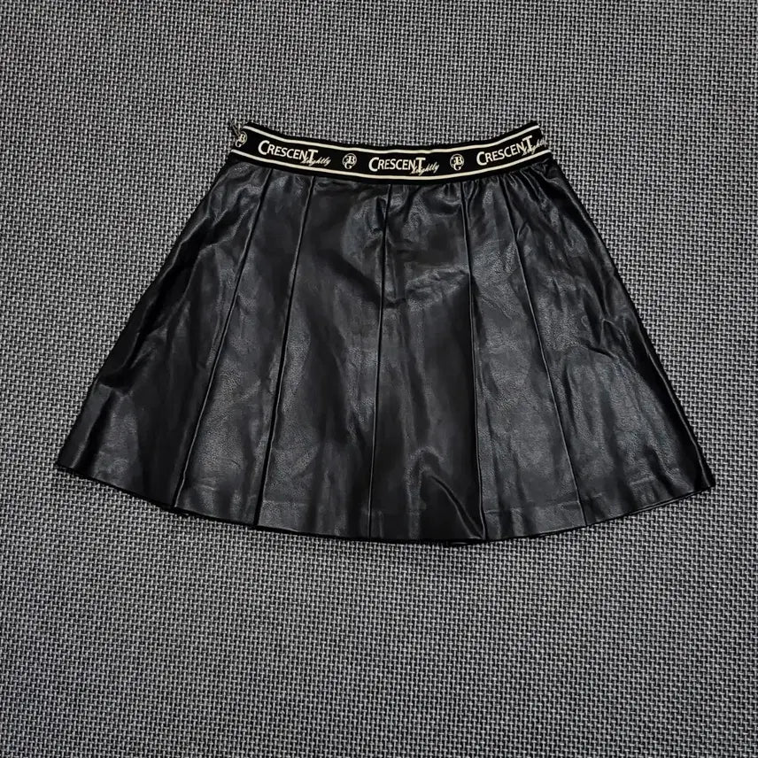 [BUNJANG] Egoist Lettering Banding Eco Leather Mini Skirt Black / 에고이스트 레터링 밴딩 에코레더 미니 스커트 치마 블랙 (55)