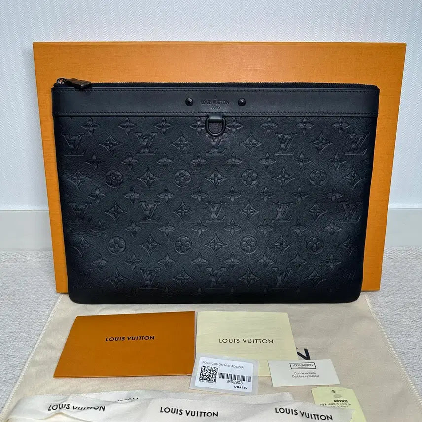 [BUNJANG] Louis Vuitton Shadow Clutch Pochette Discovery / [S/정품] 루이비통 쉐도우 클러치 포쉐트 디스커버리
