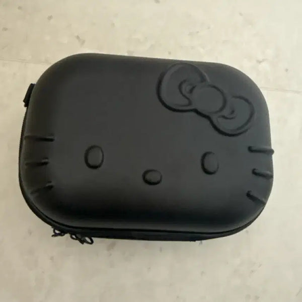 [BUNJANG] WakeMake x Hello Kitty Collaboration Pouch Bag / 헬로키티 웨이크메이크 콜라보 가방