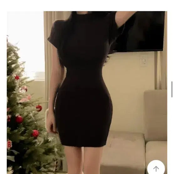 [BUNJANG] Ablley Mock Neck Mini Dress / 에이블리 반목 미니 원피스