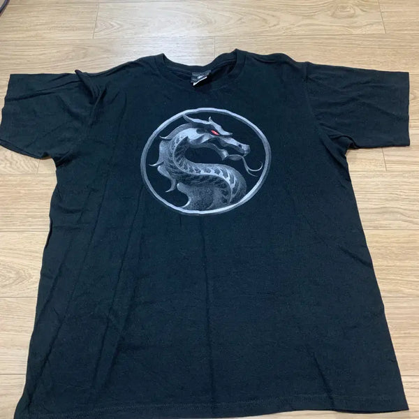 [BUNJANG] Mortal Kombat Dragon Logo T-Shirt / L]모탈 컴뱃(Mortal Kombat) 드래곤 로고 반팔 티셔츠