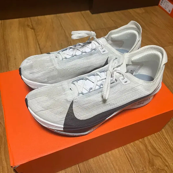 [BUNJANG] Nike Streakfly 2 White Obsidian Mist Running Shoes (255) / 나이키 스트릭플라이2 255 판매