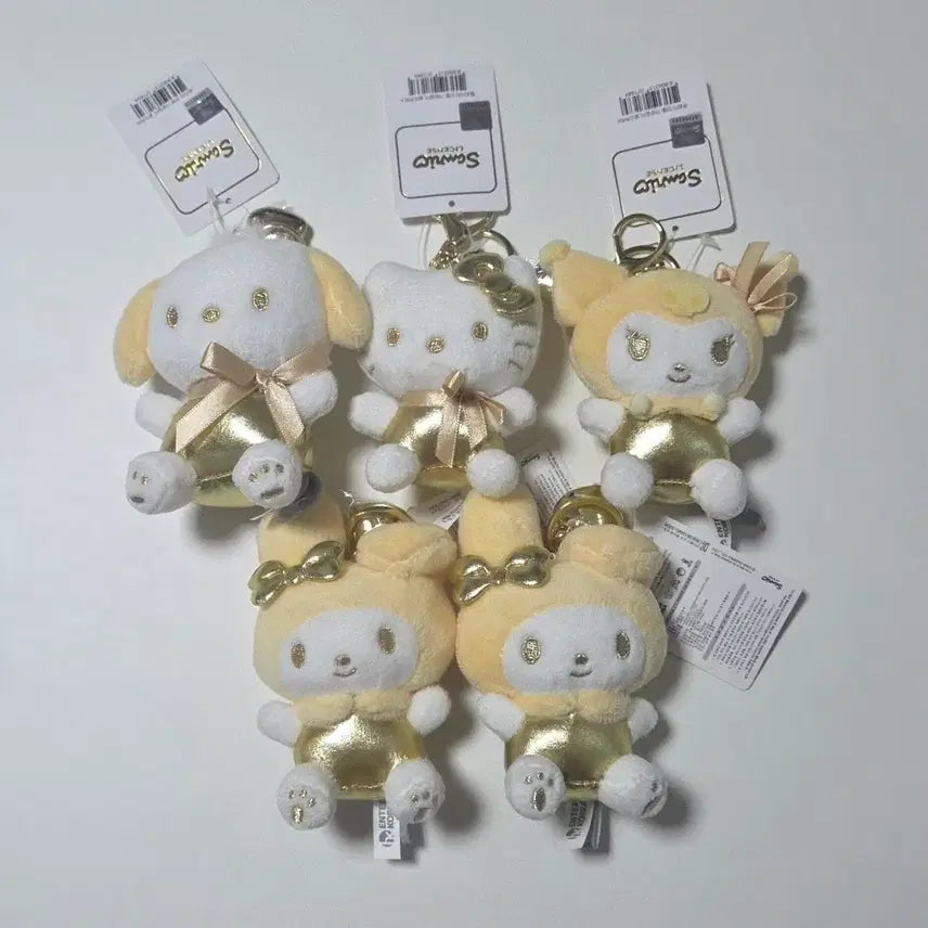 [BUNJANG] Sanrio Gold Edition Keyring Set (4 Types) / 산리오 골드 에디션 키링 4종 세트