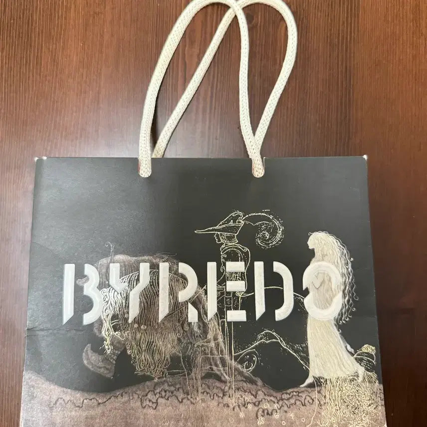 [BUNJANG] BYREDO Holiday Limited Edition Swedish Folklore Shopping Bag / BYREDO 바이레도 홀리데이 한정판 쇼핑백