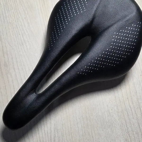 [BUNJANG] Ali Full Carbon Saddle / 알리 카본안장