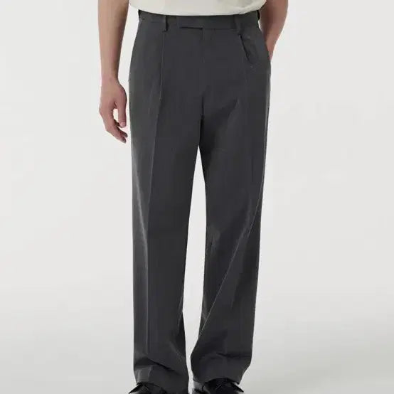 [BUNJANG] Unstandard Hidden Banding Slacks Medium Gray (Size 29) / [29] 무탠다드 히든 밴딩 슬랙스 미디엄 그레이