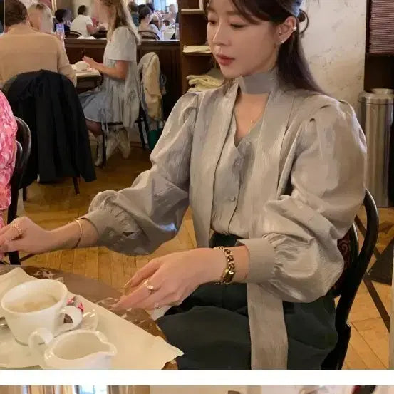 [BUNJANG] Bycini Sparkling Blouse / 바이씨니 스파클링블라우스