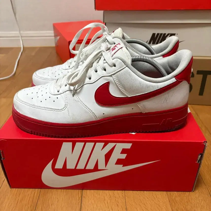 [BUNJANG] Nike Air Force 1 Low White Red Midsole Sneakers / 나이키 에어포스 로우화이트 레드 미드솔