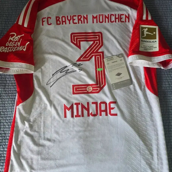 [BUNJANG] Kim Min Jae Signed Bayern Munich 23-24 Authentic Jersey / [L] 23-24 바이에른 뮌헨 홈 어센틱 김민재 친필싸인 유니폼
