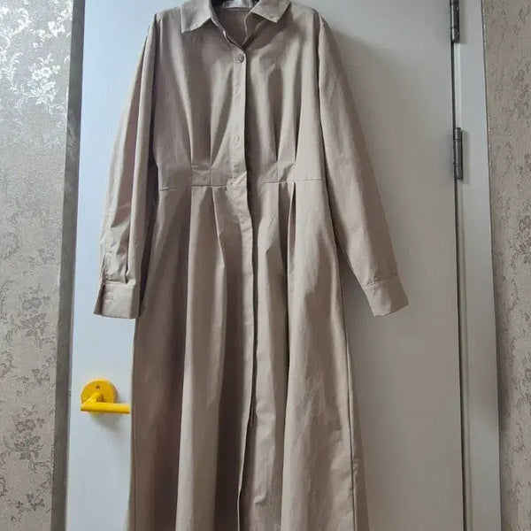 [BUNJANG] Ozoc Beige Shirt Dress / ozoc 베이지 셔츠 원피스