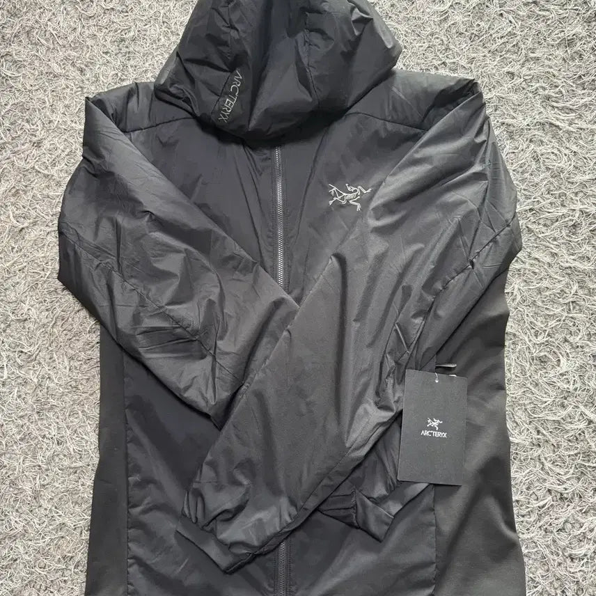 [BUNJANG] Arc'teryx Atom Hoodie Black M / 아크테릭스 아톰 후디 블랙 m사이즈 팔아요!!!