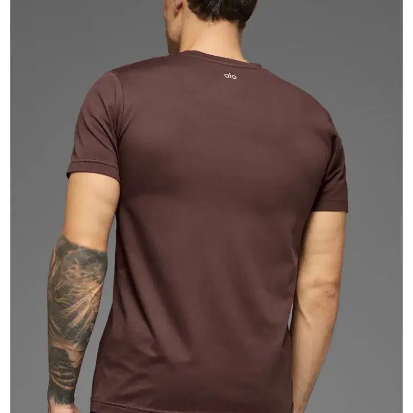 [BUNJANG] alo Conquer Reform Crewneck Short Sleeve T-Shirt Brownstone L / alo 알로 Conquer Reform Crewneck 쇼츠슬리브