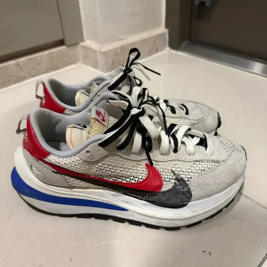 [BUNJANG] Nike Sacai LDWaffle Royal Fuchsia US 6.5 / 나이키 사카이 로얄푸시아 6.5