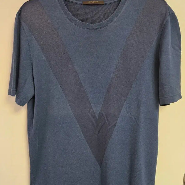 [BUNJANG] Louis Vuitton V Pattern Short Sleeve T-Shirt / 루이비통 V패턴 반팔티