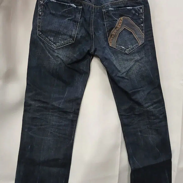 [BUNJANG] Bukaroo Vincci Y2K Washed Leather Pocket Patch Jeans / 버카루 빈치지y2k 워시드 가죽 포탯패치