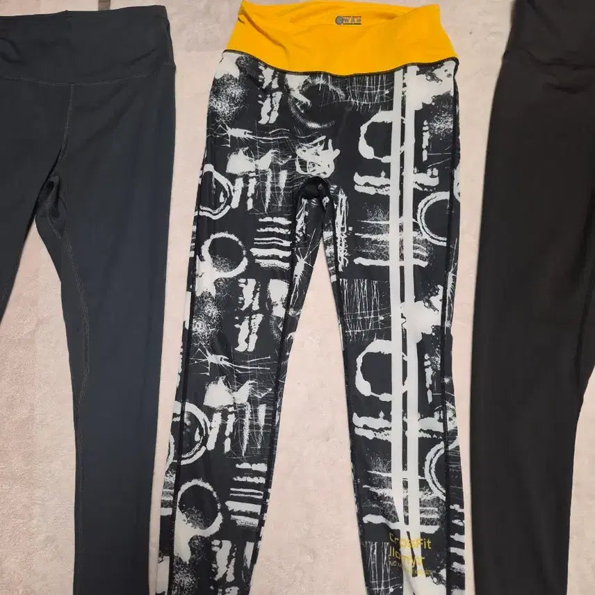 [BUNJANG] CrossFit Leggings Set (3-Pack) Black/Black Pattern - Size M / 크로스핏 레깅스 세트 3장 (검정/블랙 패턴)M