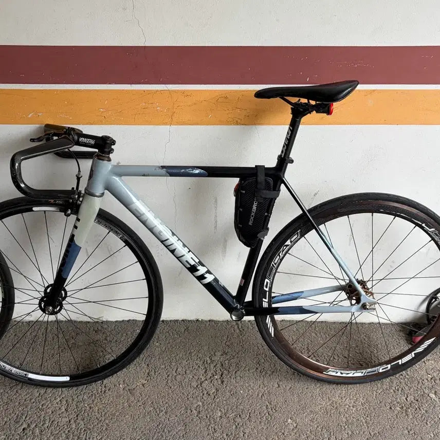 [BUNJANG] Engine 11 Metal Grey Frameset / 엔진11 메탈 그레이 프레임셋 판/대