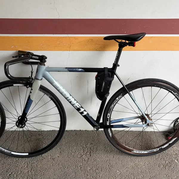 [BUNJANG] Engine 11 Metal Grey Frameset / 엔진11 메탈 그레이 프레임셋 판/대