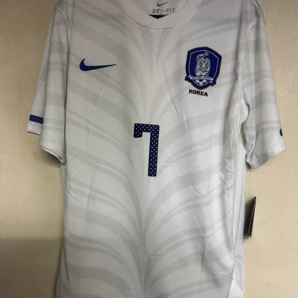 [BUNJANG] South Korea National Football Team Park Ji-Sung #7 Retro Away Jersey (Size L) / 레어 택째 새제품)10-12 대한민국 국가대표 백호 어웨이 + #7박지성