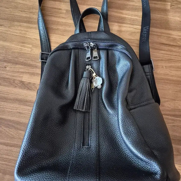 [BUNJANG] Elegance Black Leather Tassel Backpack / 엘레강스 블랙 가죽 태슬 백팩