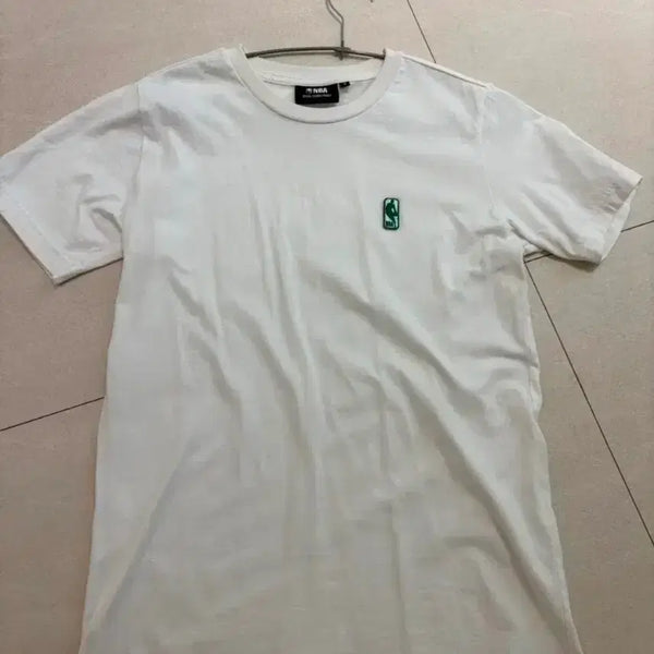 [BUNJANG] MLB White T-Shirt Size S / mlb 화이트 티셔츠 s