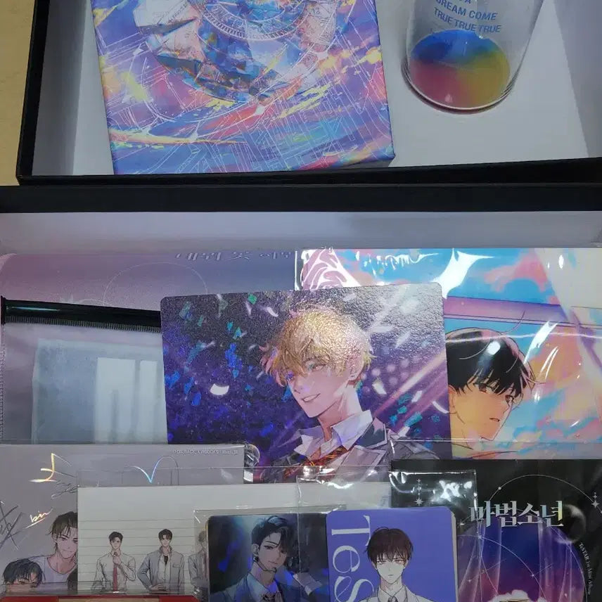 [BUNJANG] Debut or Death Novel Merchandise Bundle Set (Part 1 First Edition Goods Box + Tumblbug Funding Photocard) / 데못죽 텀블벅 펀딩 + 1부 단행본 초판 굿즈박스 포토카드