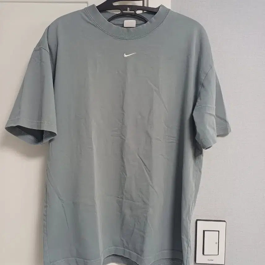 [BUNJANG] Nike Basic Logo Short Sleeve T-Shirt Black L / 세일가) 나이키 티셔츠 L