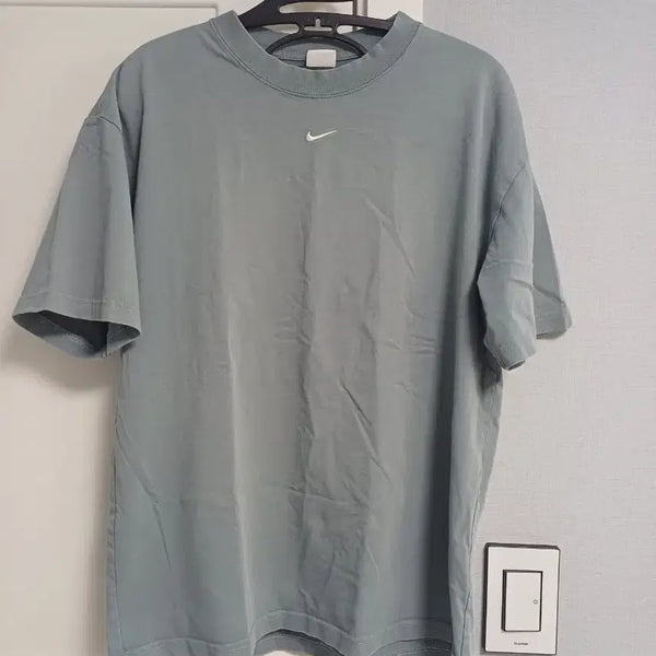 [BUNJANG] Nike Basic Logo Short Sleeve T-Shirt Black L / 세일가) 나이키 티셔츠 L
