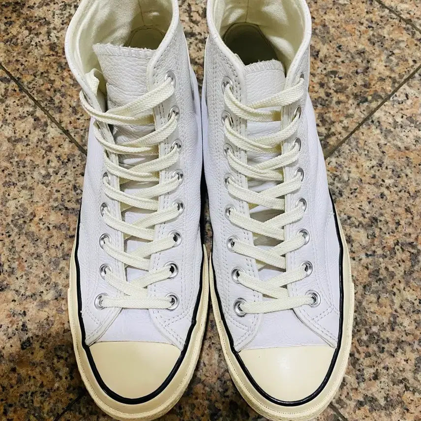 [BUNJANG] Converse Chuck Taylor Leather Sneakers / 컨버스 척테일러 레더 260