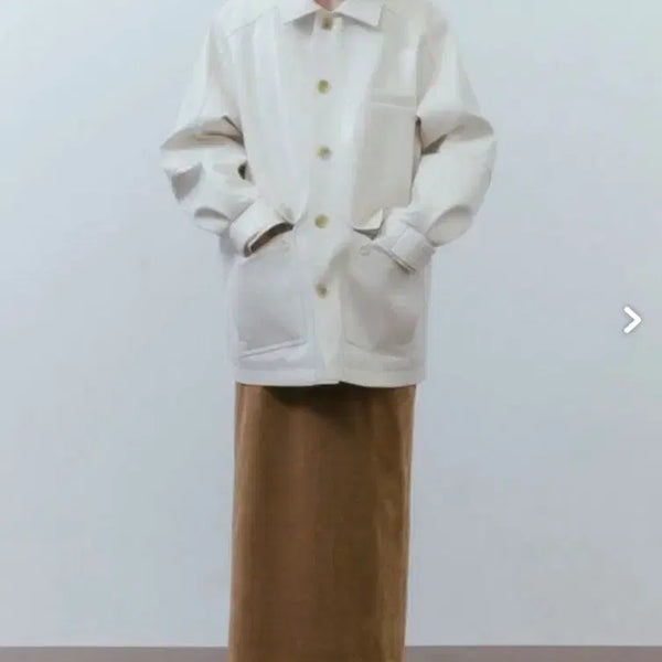 [BUNJANG] AvieMue Faux Leather Quilting Half Coat / 아비에무아 페이크레더 퀄팅 하프 코트