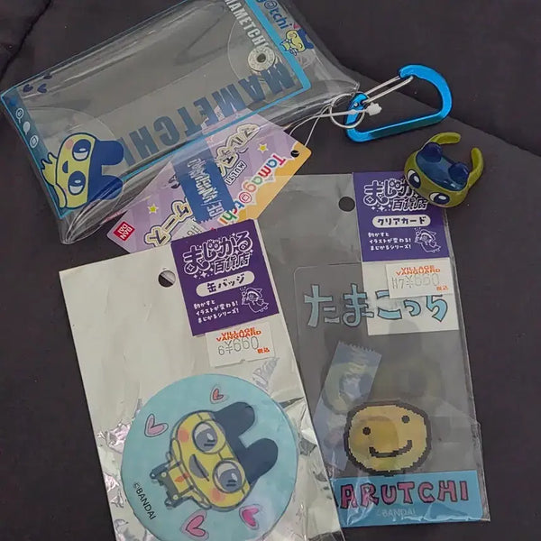 [BUNJANG] Tamagotchi Mamechi Pouch Gacha Badge Card Goods Bundle Set / 마메치 다마고치 파우치 가챠 뱃지 카드 굿즈 일괄