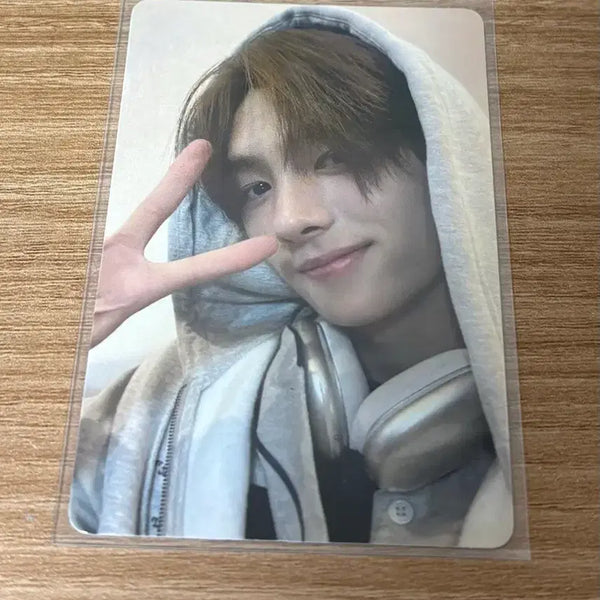 [BUNJANG] TWS Youngjae Photocard / TWS 후드영재
