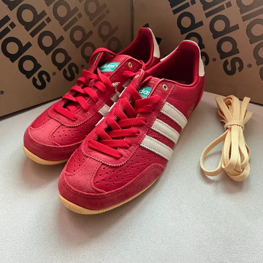 [BUNJANG] Adidas Japan Red Sneakers / 아디다스 재팬 레드 255, 270