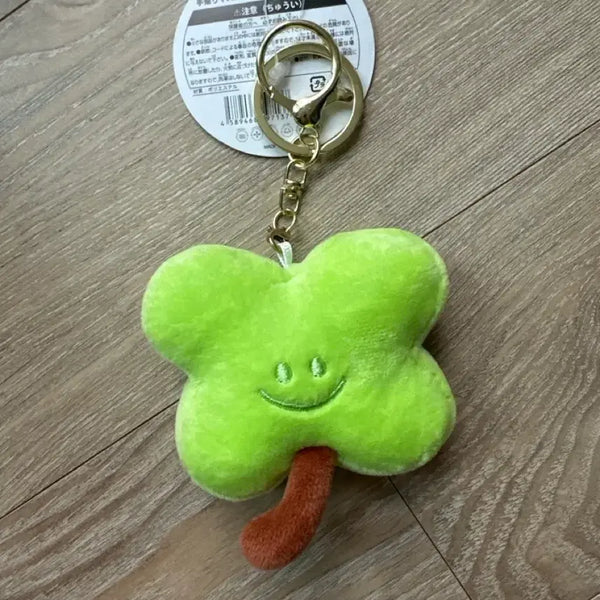 [BUNJANG] Four-Leaf Clover Plush Charm / 네잎클로버 인형 키링