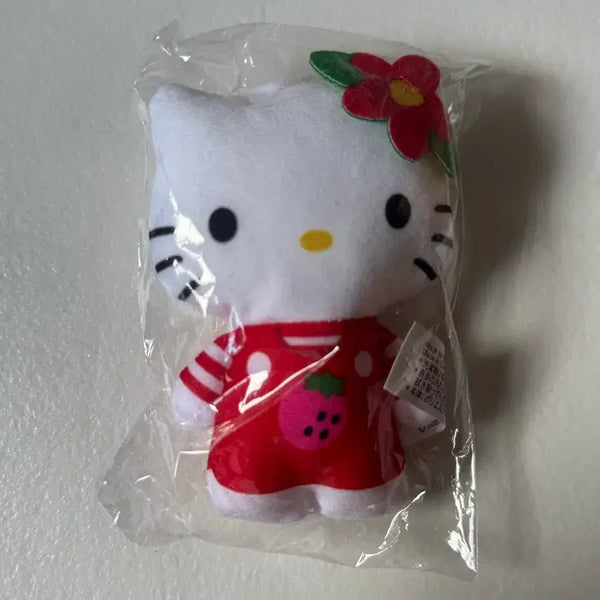 [BUNJANG] McDonald's Hello Kitty Keychain / 맥도날드 헬로키티 키링