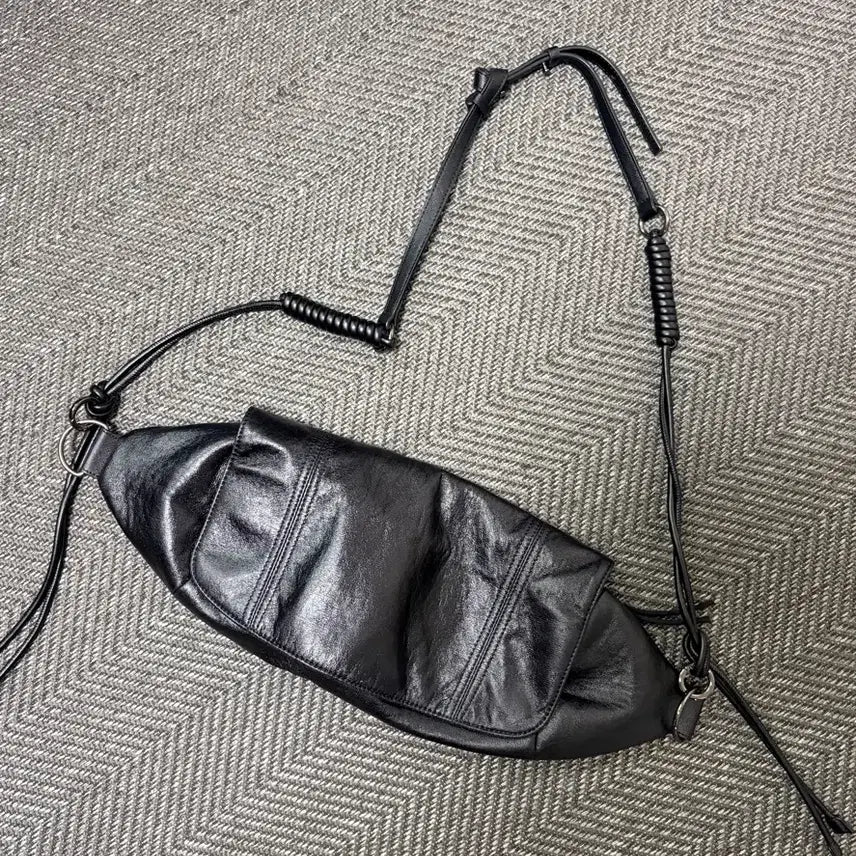 [BUNJANG] Maison Minet Ad Black Crossbody Bag / 메종미네드 크로스백