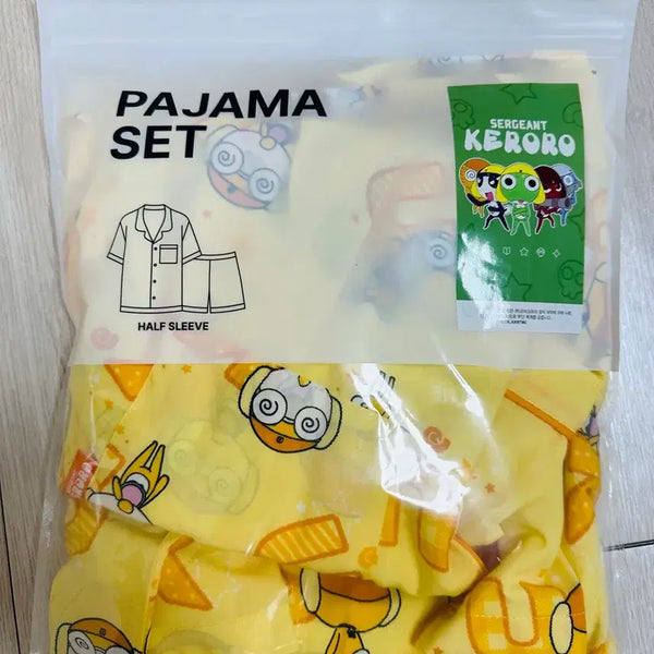[BUNJANG] SPAOO Keroro Short-Sleeve Pajama L / 스파오 쿠루루 반팔 파자마 잠옷 L 케로로