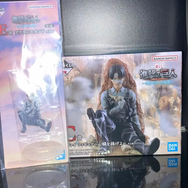 [BUNJANG] Attack on Titan Levi Ichiban Kuji Figure & Acrylic Stand - Unsealed / 미개봉/덤)진격의 거인 리바이 쿠지 피규어 c상+하위상아크릴 제일복권에렌