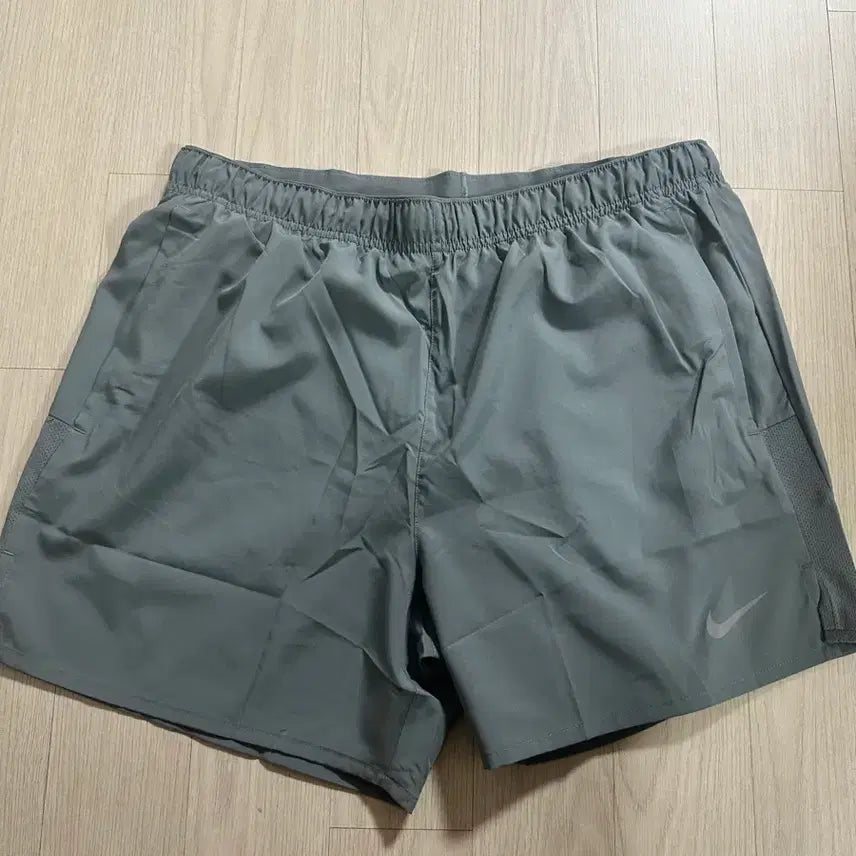 [BUNJANG] Nike Challenger 5-Inch Running Shorts / 나이키 러닝 쇼츠 반바지 마라톤 런닝 조깅 메쉬 챌린저 5인치 새제품