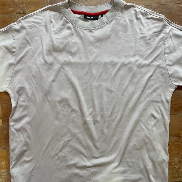 [BUNJANG] DKNY Large Beige Short-Sleeve T-Shirt (Size 105) / DKNY 라지 사이즈 베이지 반팔 티셔츠 (105)