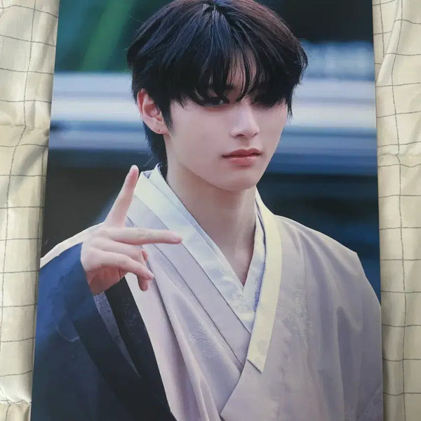 [BUNJANG] BOYNEXTDOOR Taesan Photo Frame / 보이넥스트도어 태산 포토액자 판매
