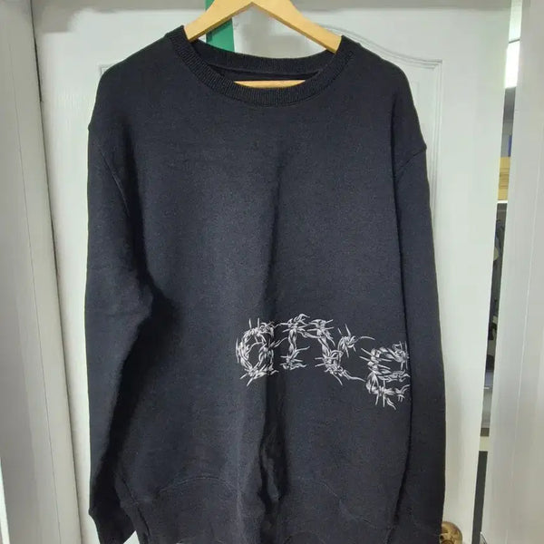 [BUNJANG] Givenchy Oversized Cotton Graphic Sweatshirt - Size L / 지방시 맨투맨 사이즈L (대략 105~110)
