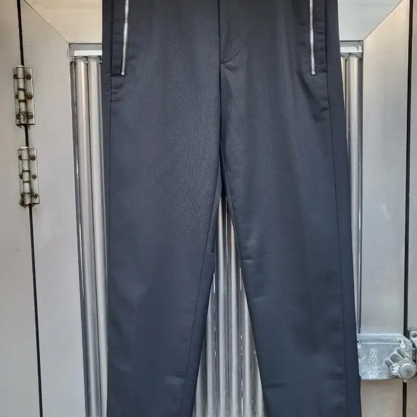 [BUNJANG] System Homme Black 9/10 Length Slacks - Size 30 / 정품 시스템옴므 블랙 9부슬랙스 30인치 새